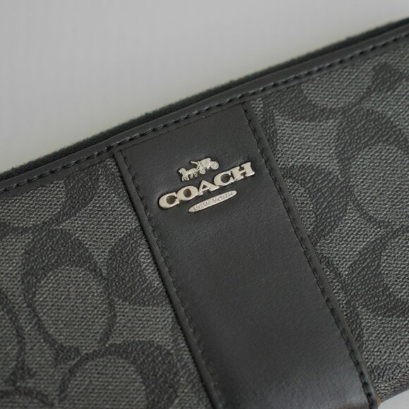 COACH Signature Canvas & Leather Zip-Around Long Wallet - Smoke Black - Used - Picture 8 of 12